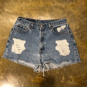 Levi’s 560 denim shorts